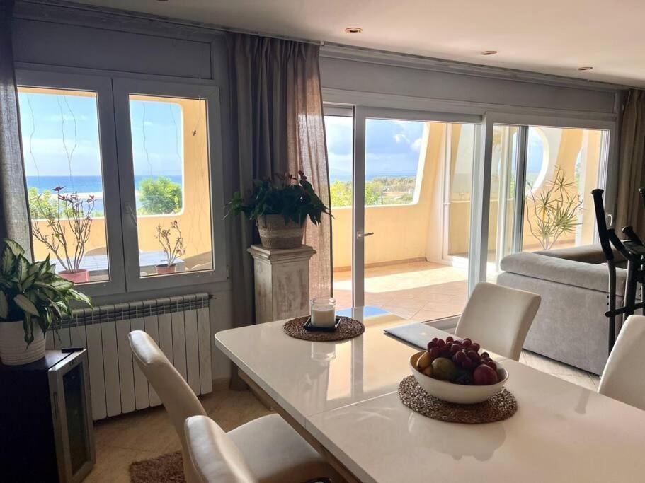 3Apartamento De Tres Habitaciones Эмпуриабрава Экстерьер фото